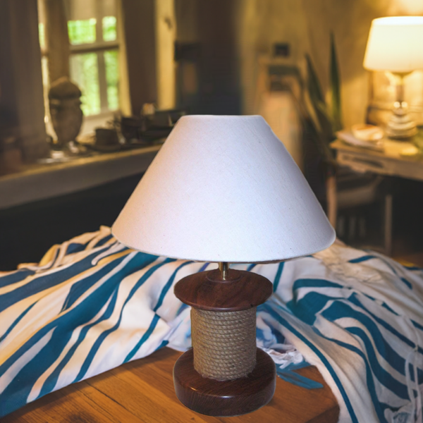 Massive Tischlampe 2200 g - Schiffsleuchte im maritimen Stil H 65 cm- elektrisch - Holz