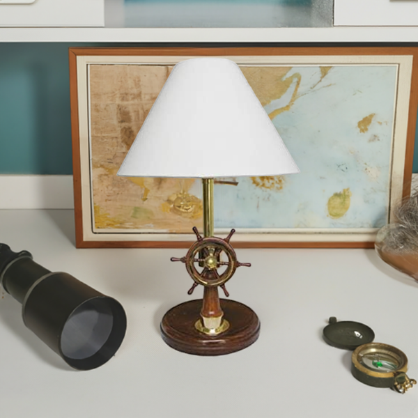 Tischlampe- Schiffsleuchte- H 55 cm- elektrisch- maritim- Holz/Messing- Stoffschirm- Steuerstand