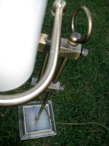 Schreibtisch/Bankerslampe Messing brüniert- anlaufgeschützt- kein polieren- mit Milchglasschirm