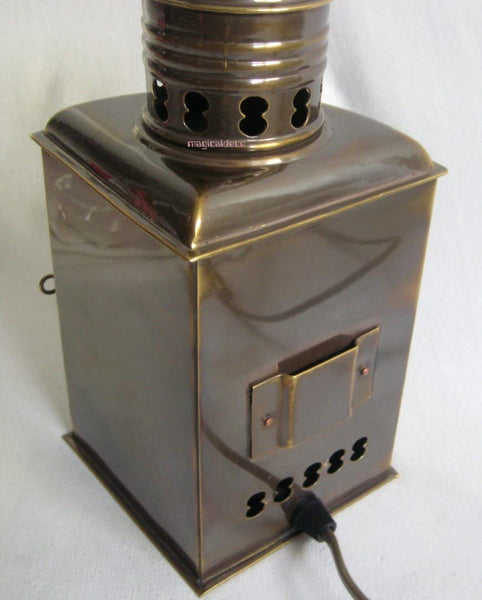 Backbordlampe- Schiffslampe -elektrisch - matt Messing- brüniert- anlaufgeschützt - kein polieren