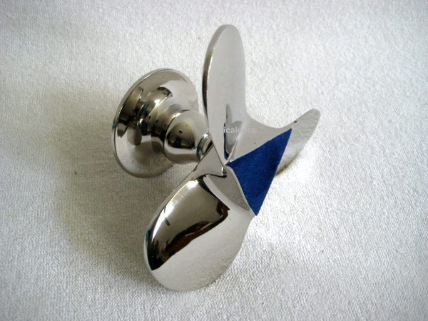 massiver Kerzenständer- Kerzenhalter - Schiffsschraube- Messing vernickelt