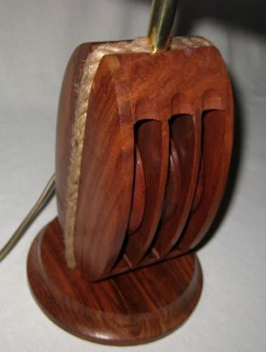 Maritime- Schiffslampe- Tischleuchte - H 52 cm- elektrisch - Holz/Messing/Tau