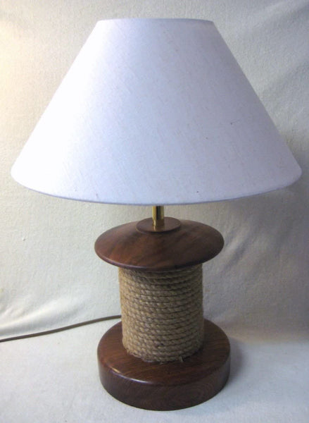 Massive Tischlampe 2200 g - Schiffsleuchte im maritimen Stil H 65 cm- elektrisch - Holz