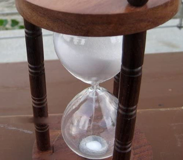 Großes, dekoratives Stundenglas, Sanduhr 60 min Höhe 22,5 cm, Holz