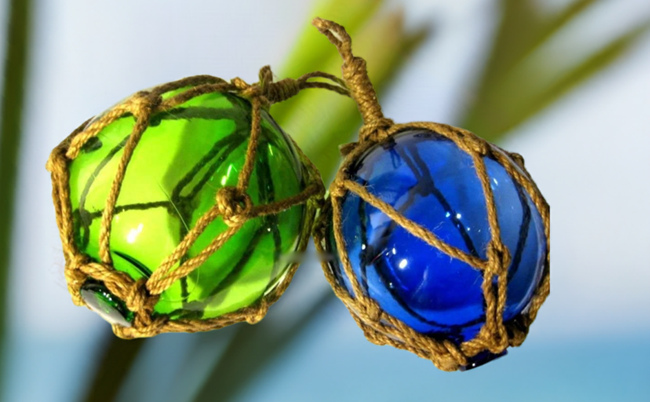 2 X Fischerkugeln im Netz- blau und grün- Maritime Deko- 17, 5 cm