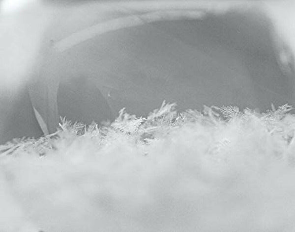 Sturmglas in Tropfenform auf Holz Höhe 21 cm