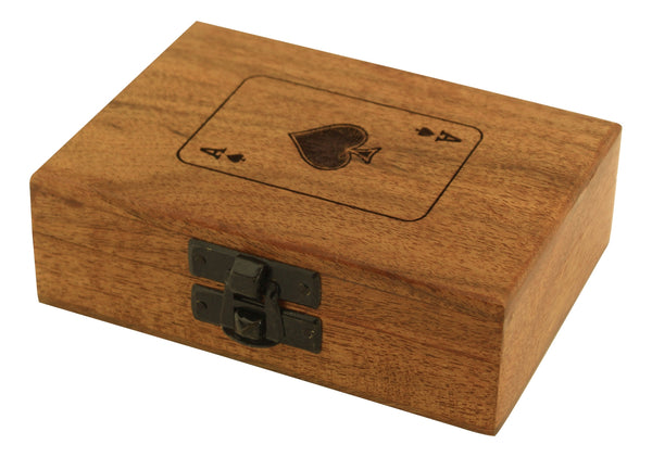 Kartenspiel in Holzbox mit Klappdeckel und Lasergravur - Spielkartenbox