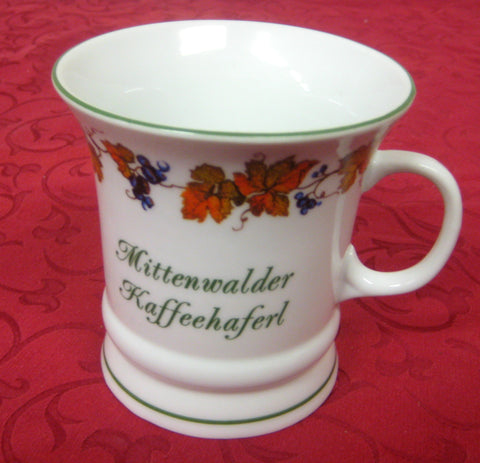 Taza de porcelana, cafetera, taza - Vid de uva Mittenwald - Diseño de producto alemán 