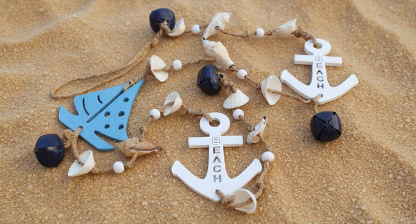 Lange Kordel/Wandhänger aus Holz/Metall/Resin, bemalt- maritime Dekoration