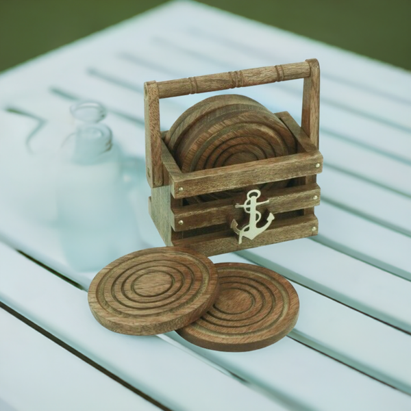 6 Flaschen- Untersetzer im Korb - Holz/Messing