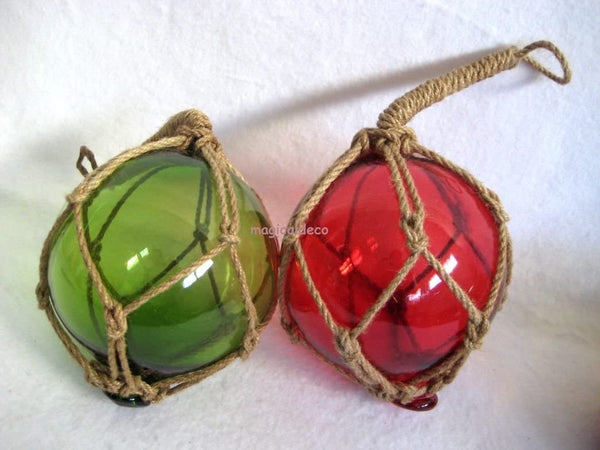 2 X Fischerkugeln im Netz- rot und grün- Maritime Deko- 17,5 cm