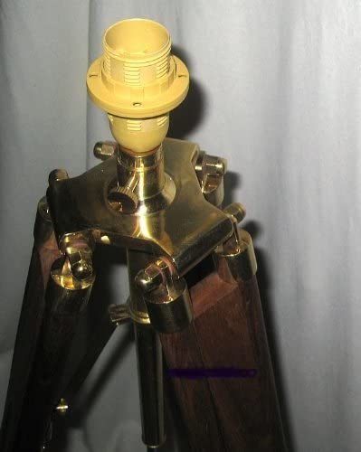 Stativlampe- Stehlampe- Tripod- Dreibeinlampe- Retro Klassiker aus Holz und Messing, Stoffschirm