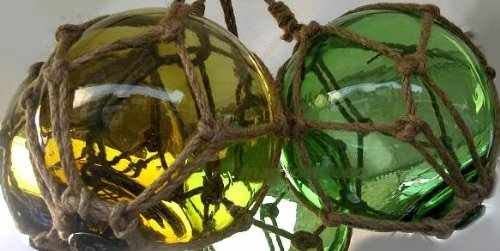 4 Fischerkugeln im Netz- grün und ambere(braun) 10 cm
