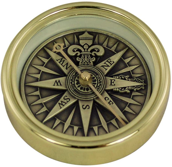 Kompass aus Messing in Holzbox- dreidimensionale Optik