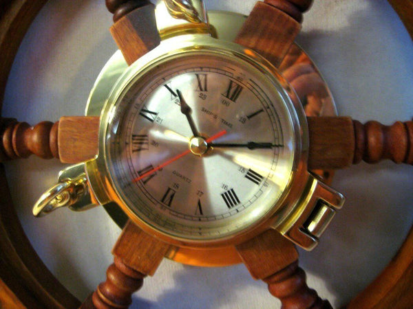 Uhr im Bullauge 18 cm - Steuerrad- Holz/Messing gesamt 60 cm
