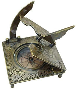 Sonnenuhr- Kompass im Antikdesign, brüniert