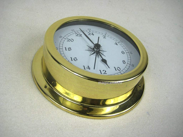 Leichte Uhr-2-mal-12-Stunden-Zählung- in Bullaugenform aus Messing- Durchmesser 14,5 cm
