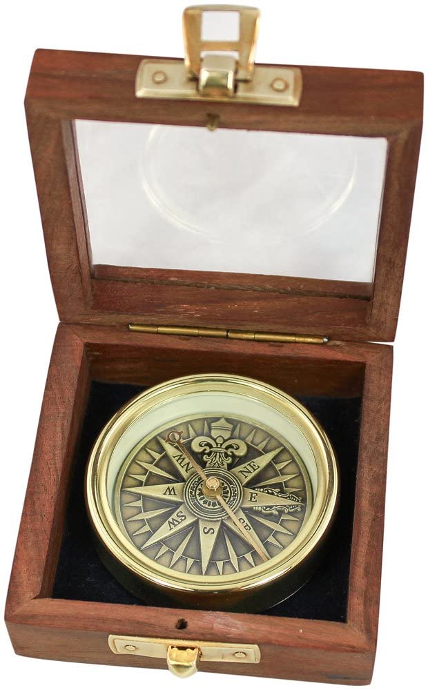Kompass aus Messing in Holzbox- dreidimensionale Optik