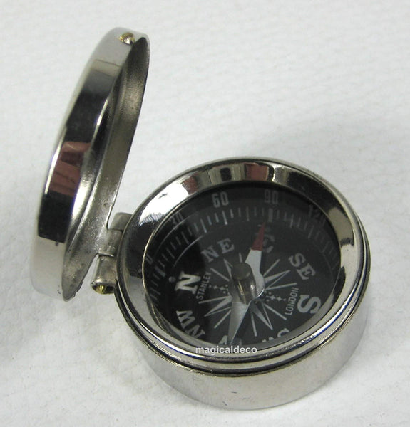 Kleiner Taschen- Kompass mit Deckel aus Messing, verchromt