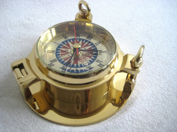 Massive Uhr im Bullaugenform- Messing- - Durchmesser 14 cm- Nautik